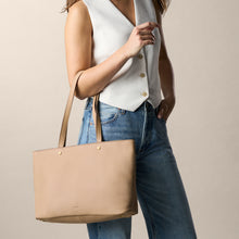 Load image into Gallery viewer, Jessie Leather Tote