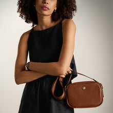 Load image into Gallery viewer, Danni Leather Crossbody Bag