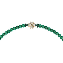 Load image into Gallery viewer, Sutton Mini Moments Green Beaded Clover Bracelet
