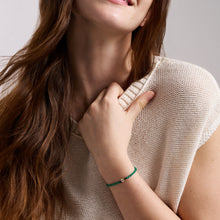 Load image into Gallery viewer, Sutton Mini Moments Green Beaded Clover Bracelet
