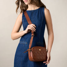 Load image into Gallery viewer, Danni Leather Crossbody Bag
