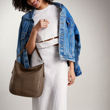 Load image into Gallery viewer, Jolie Leather Hobo Bag
